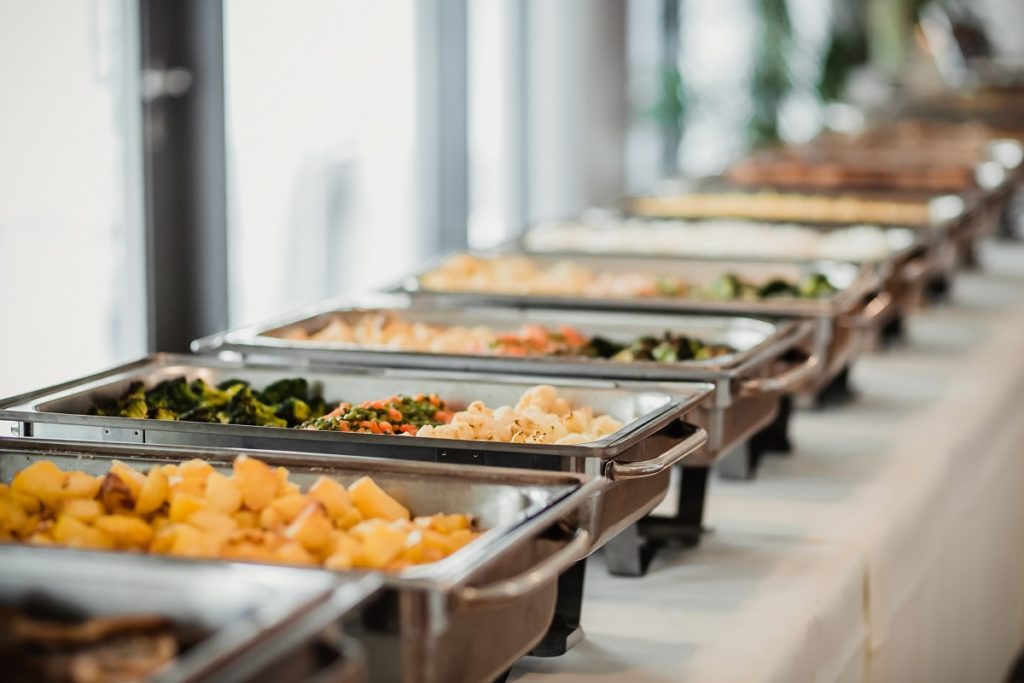 Catered Foods – 3 Tips For Choosing a Catered Foods Provider